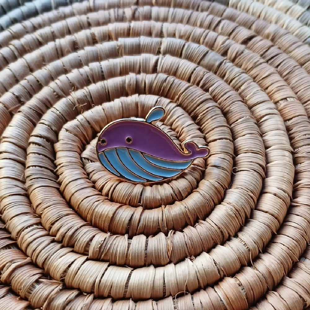 5/$25 NEW Purple and Blue Enamel Cartoon Whale Pin